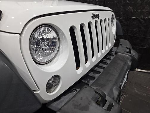 Bright White Clearcoat 2015 Jeep Wrangler Sport