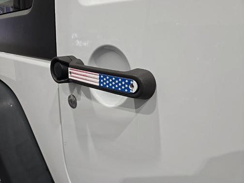 Bright White Clearcoat 2015 Jeep Wrangler Sport