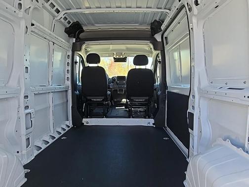 2025 RAM ProMaster 1500 Base