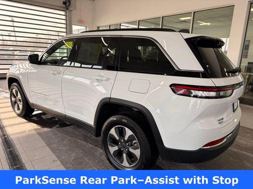 2024 Jeep Grand Cherokee 4xe Base