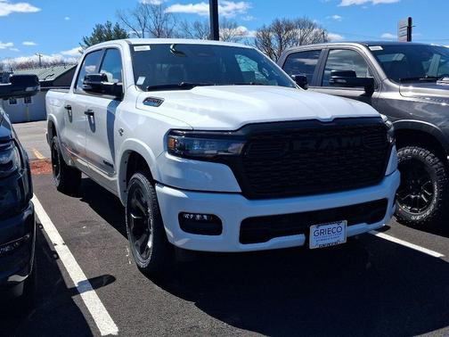 Bright White Clearcoat 2026 RAM 1500 Big Horn/Lone Star