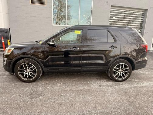 2017 Ford Explorer sport