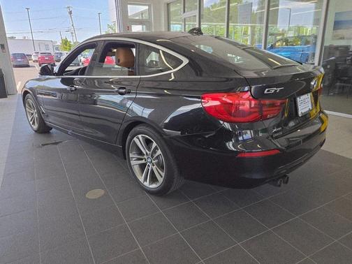 2018 BMW 330 Gran Turismo i xDrive