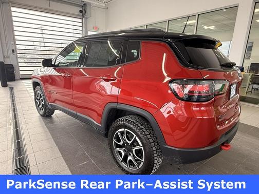 2024 Jeep Compass Trailhawk