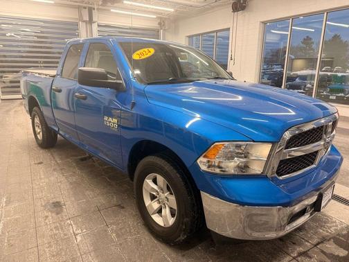 2024 RAM 1500 Classic SLT