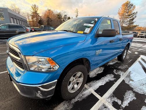 2024 RAM 1500 Classic SLT