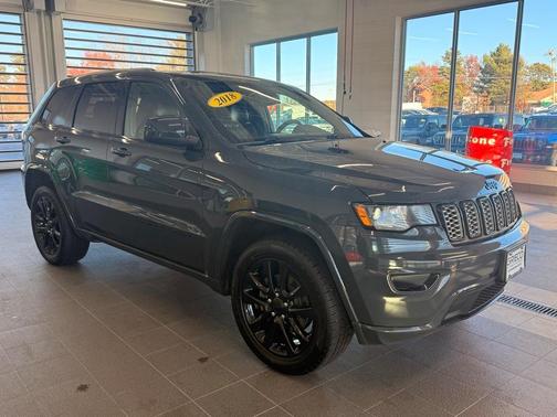 2018 Jeep Grand Cherokee Altitude