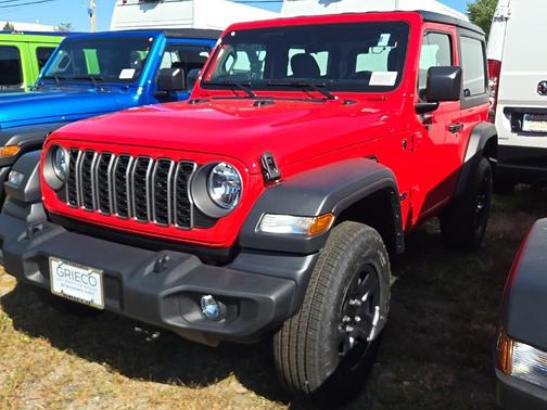 2025 Jeep Wrangler Sport