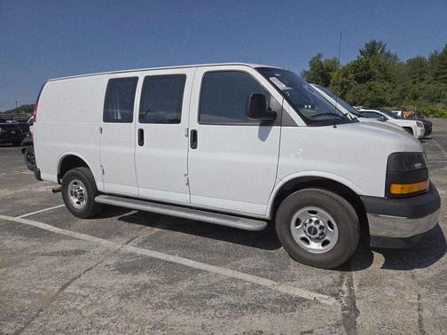 2023 GMC Savana 2500 Work Van