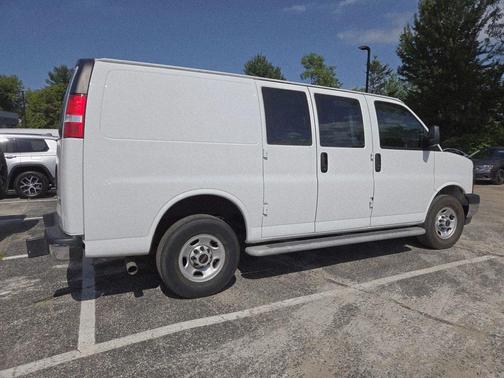 2023 GMC Savana 2500 Work Van