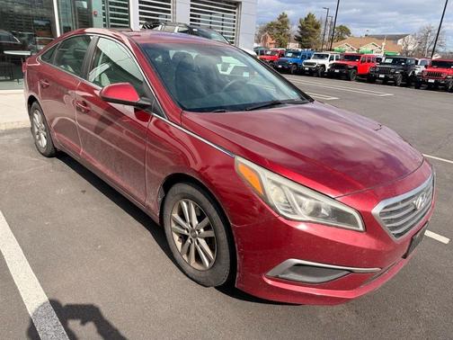 2016 Hyundai SONATA SE