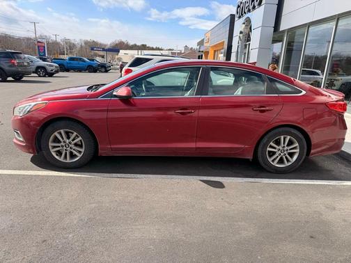 2016 Hyundai SONATA SE