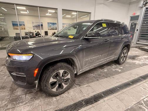 2022 Jeep Grand Cherokee 4xe Base