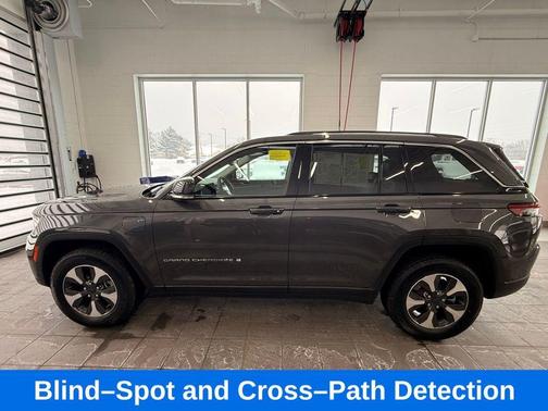 2022 Jeep Grand Cherokee 4xe Base