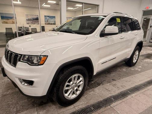 2020 Jeep Grand Cherokee Laredo E