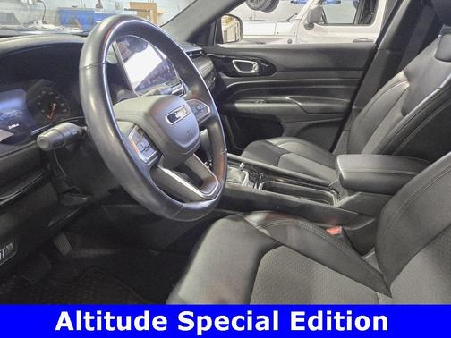 2022 Jeep Compass Altitude