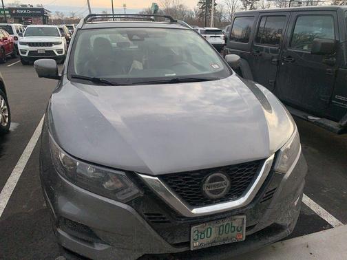 2020 Nissan Rogue Sport SV