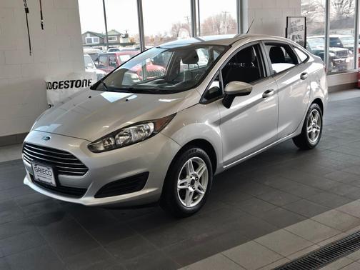 Ingot Silver 2017 Ford Fiesta SE