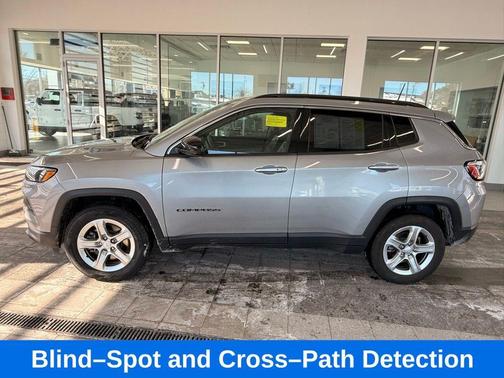 2023 Jeep Compass Latitude