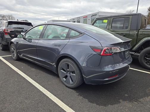 Gray 2022 Tesla Model 3 Long Range