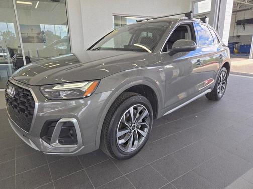 2024 Audi Q5 45 S line quattro Premium