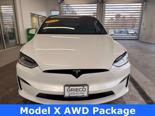 2023 Tesla Model X Standard Range