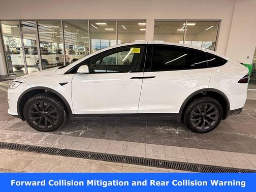 2023 Tesla Model X Standard Range