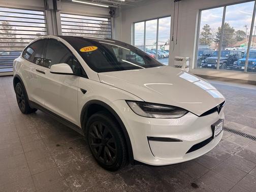 2023 Tesla Model X Standard Range