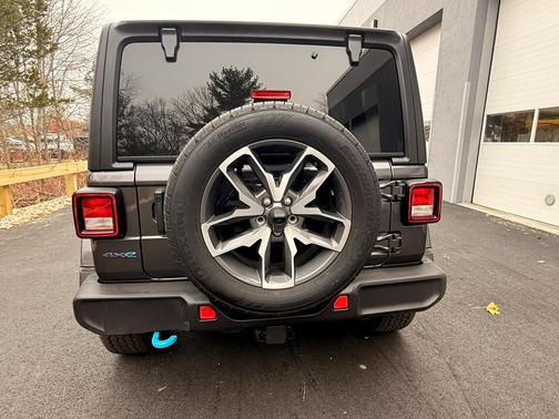 2024 Jeep Wrangler 4xe Sport