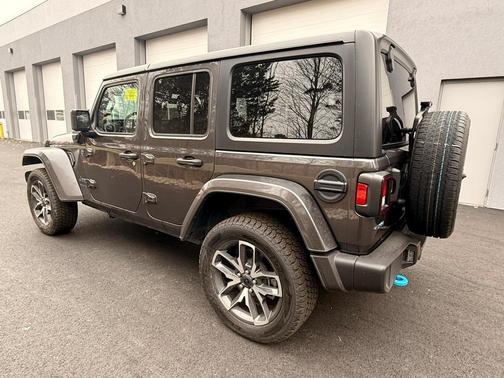 2024 Jeep Wrangler 4xe Sport