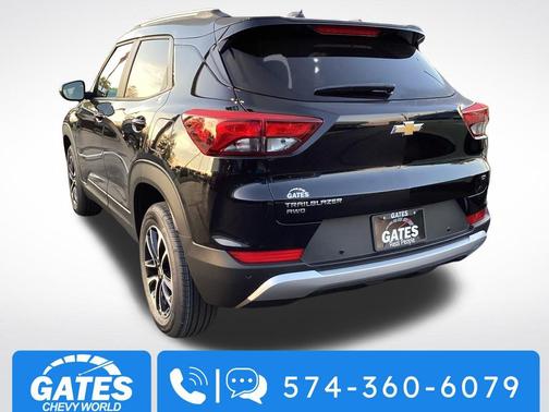 Mosaic Black Metallic 2026 Chevrolet Trailblazer LT