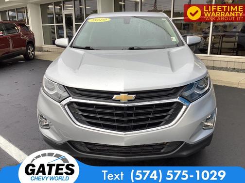Photo 2 of 33 of 2019 Chevrolet Equinox 1LT