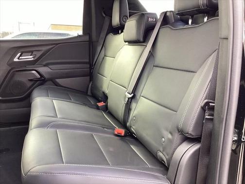 2025 Chevrolet Silverado EV LT
