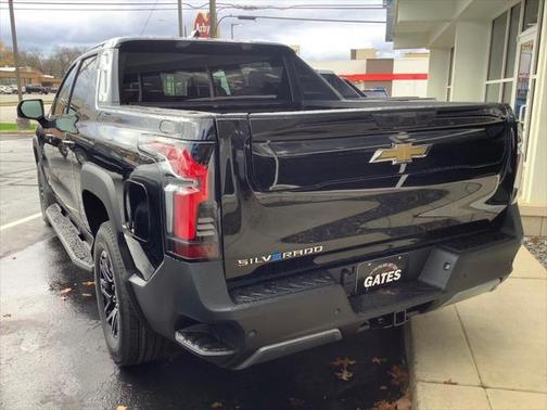 2025 Chevrolet Silverado EV LT