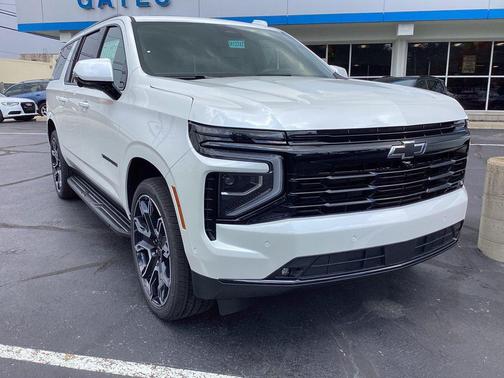 2025 Chevrolet Suburban RST