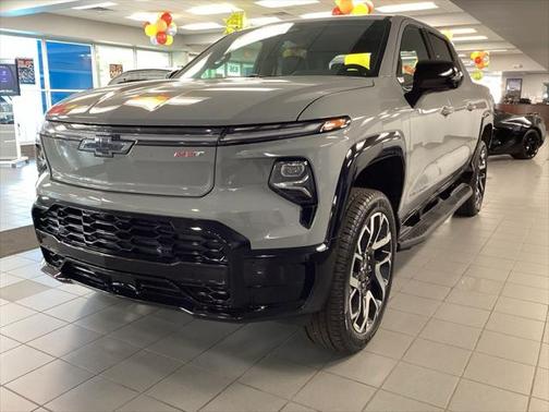 2025 Chevrolet Silverado EV RST