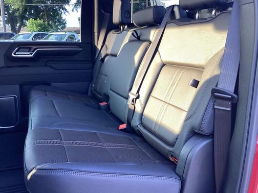 2025 Chevrolet Silverado 2500 High Country