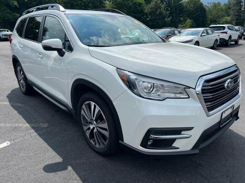 2022 Subaru Ascent Limited 8-Passenger
