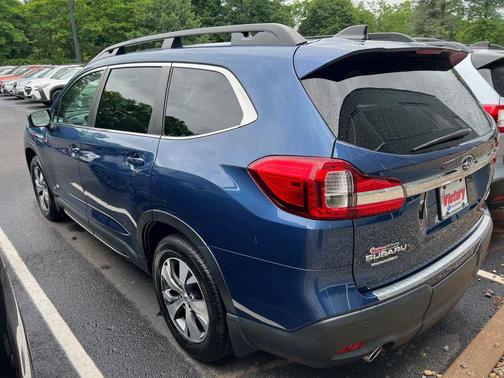 2022 Subaru Ascent Premium 8-Passenger