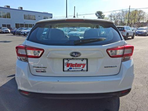 2019 Subaru Impreza 2.0i
