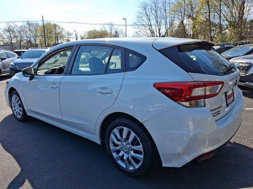 2019 Subaru Impreza 2.0i