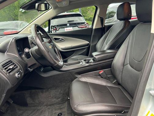2013 Chevrolet Volt Base