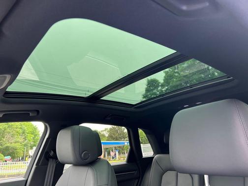 2024 Audi Q3 45 S line Premium