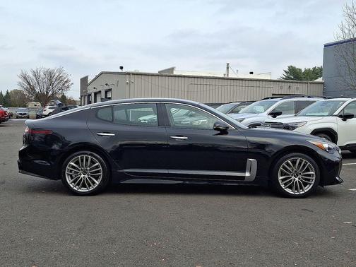 2018 Kia Stinger Base