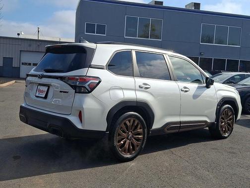 Crystal White Pearl 2025 Subaru Forester Sport