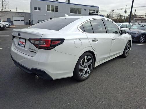 2022 Subaru Legacy Touring XT