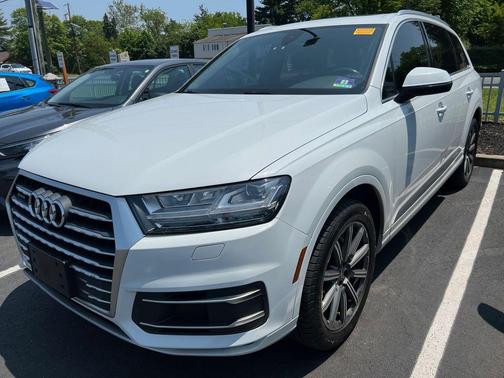 2019 Audi Q7 45 Premium Plus
