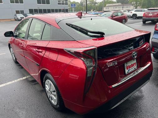 2016 Toyota Prius Two