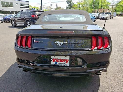 2022 Ford Mustang EcoBoost Premium