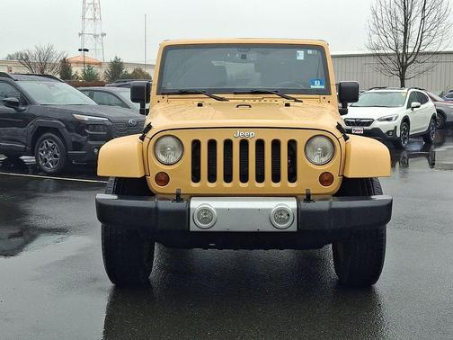 2013 Jeep Wrangler Sahara